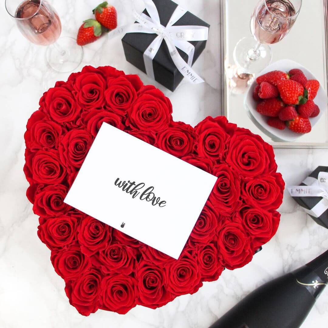 Classic Infinity Heart Rosebox - L
