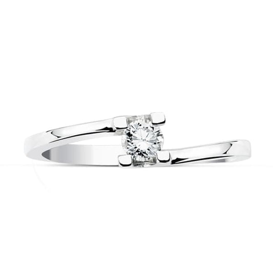18K White Gold Solitaire Ring with Diamond