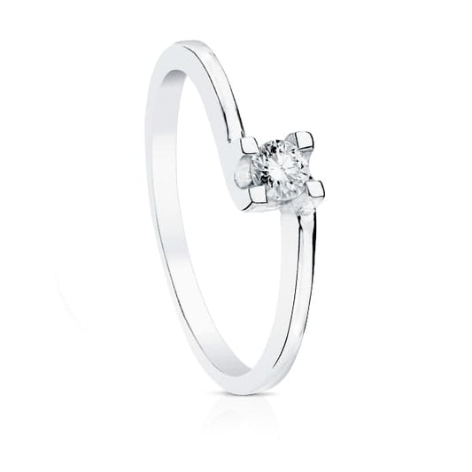 18K White Gold Solitaire Ring with Diamond