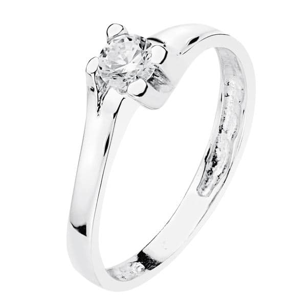 18K White Gold Solitaire Ring with Cubic Zirconia
