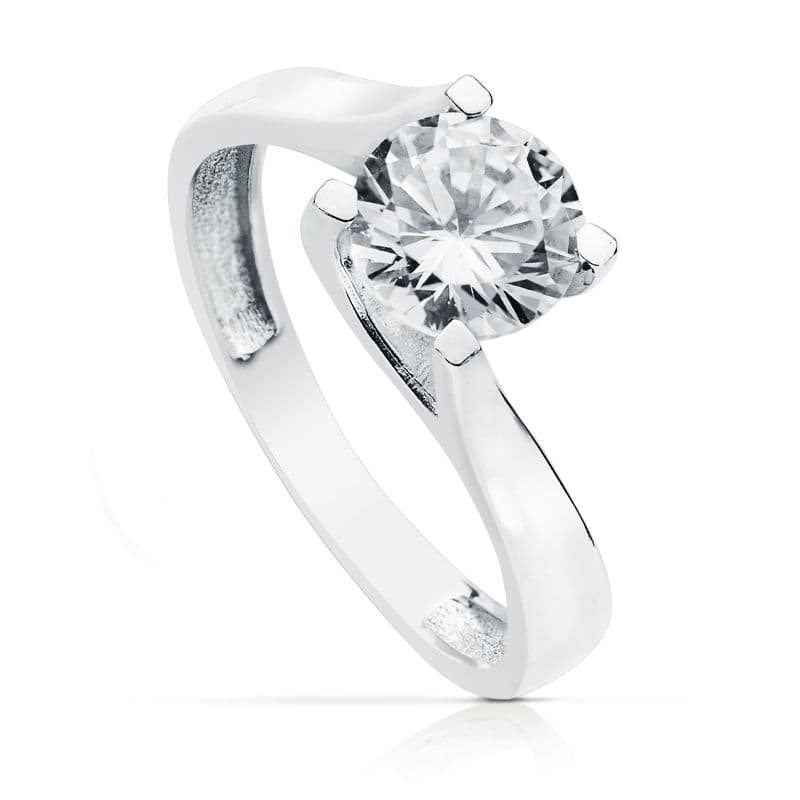 18K White Gold Solitaire Ring