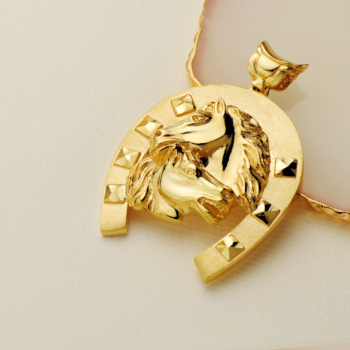 18K Yellow Gold Pendant