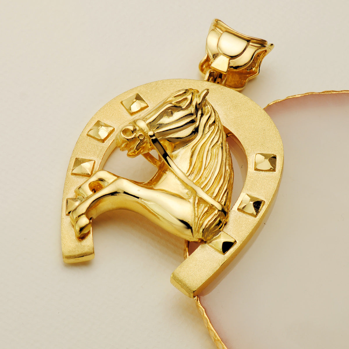 18K Yellow Gold Pendant