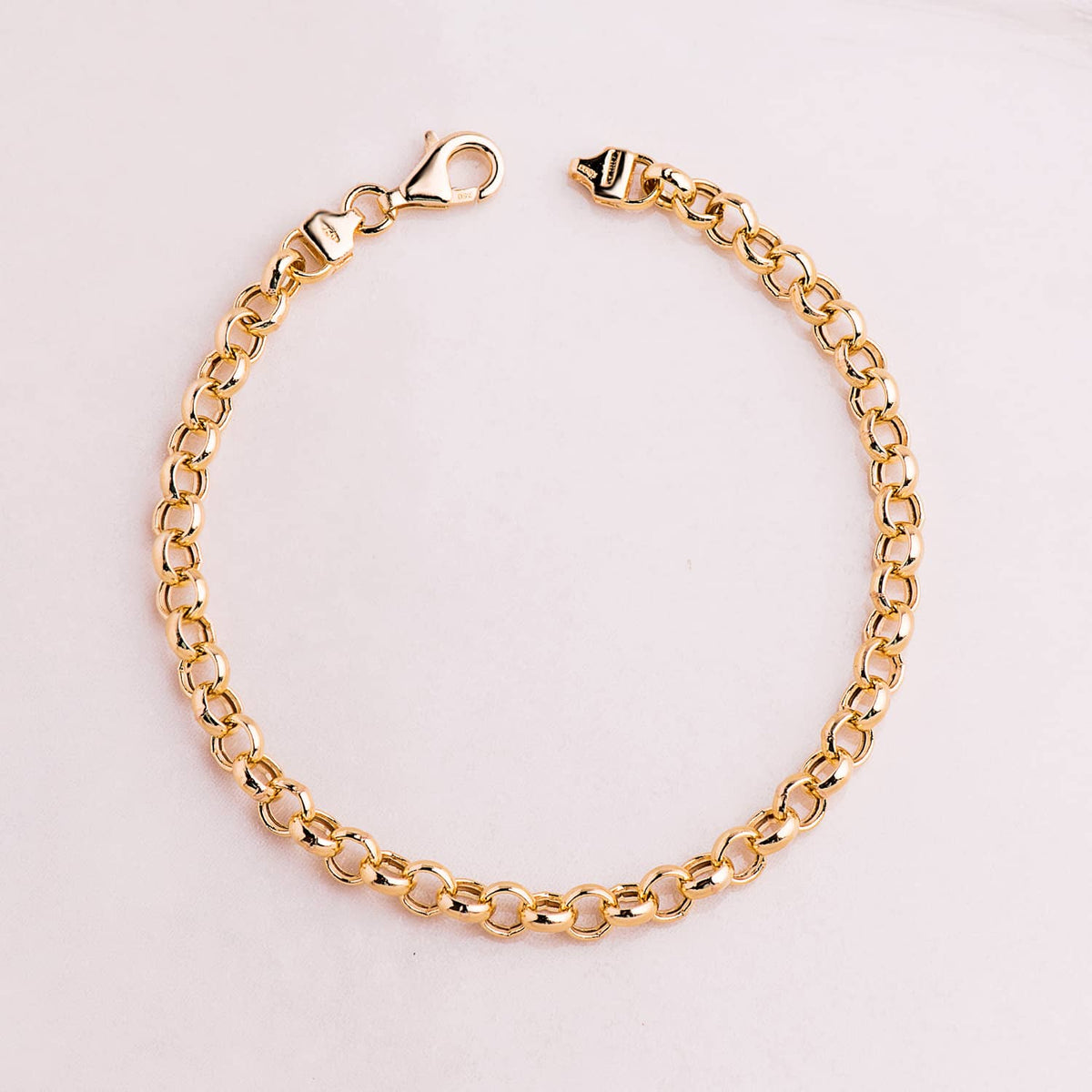 18K Yellow Gold Hollow Rolo Bracelet — 19 cm, 5 mm