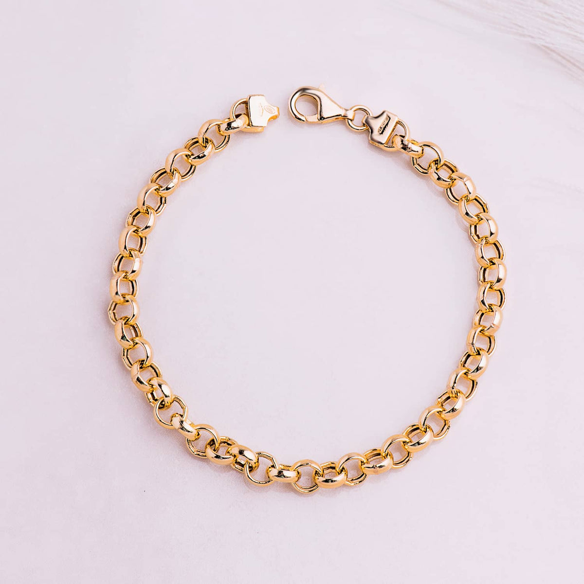 18K Yellow Gold Hollow Rolo Bracelet — 19 cm, 5.5 mm