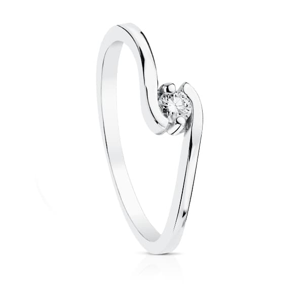 18K White Gold Solitaire Ring with Diamond