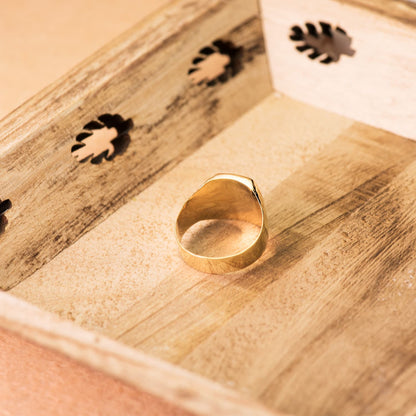 Engravable 18K Yellow Gold Signet Ring