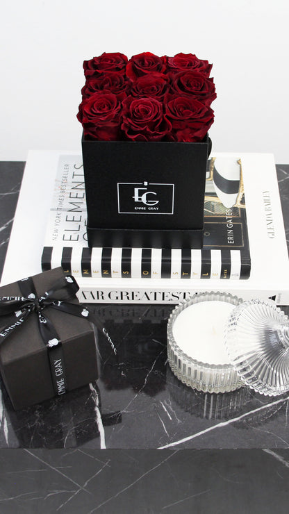 Klassische Infinity-Herz-Rosenbox – M