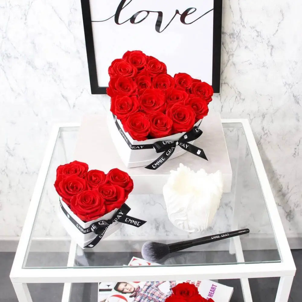 Classic Infinity Round Rosebox XSS – Preserved Roses Up to 3 Years – Rose Box Vibrant Red by Flor de Oro | Customizable Luxury Jewelry