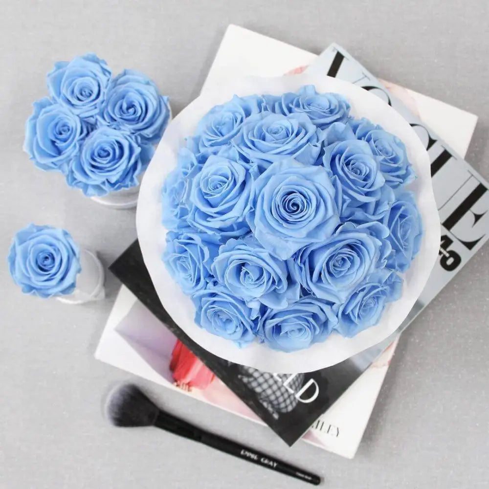 Classic Infinity Round Rosebox XSS – Preserved Roses Up to 3 Years – Rose Box Baby Blue by Flor de Oro | Customizable Luxury Jewelry