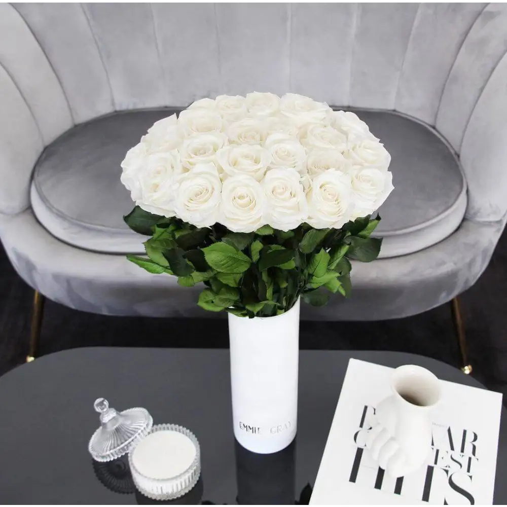Classic Vase Set L – Preserved Roses Up to 3 Years – Jewelry Pure White by Flor de Oro | Customizable Luxury Jewelry