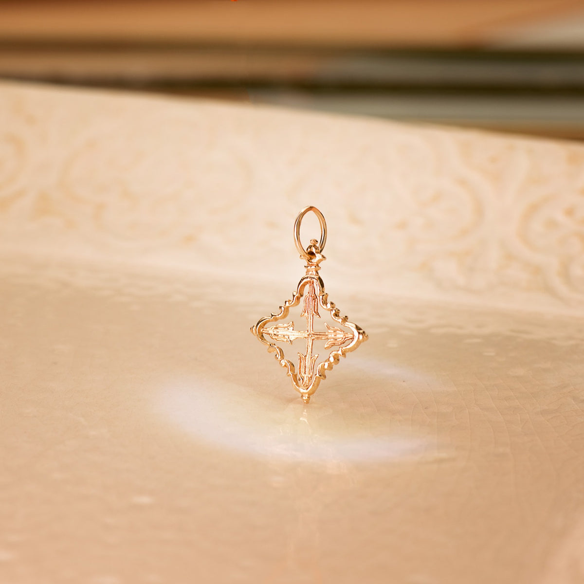 18K Yellow Gold Cross Pendant