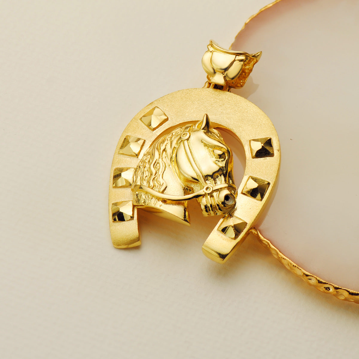 18K Yellow Gold Pendant