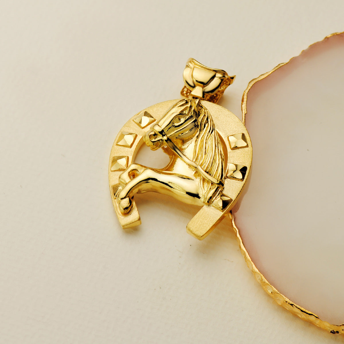 18K Yellow Gold Pendant