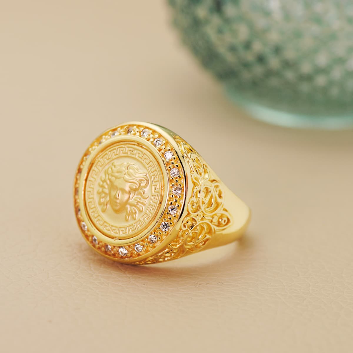 18K Yellow Gold Signet Ring with Cubic Zirconia